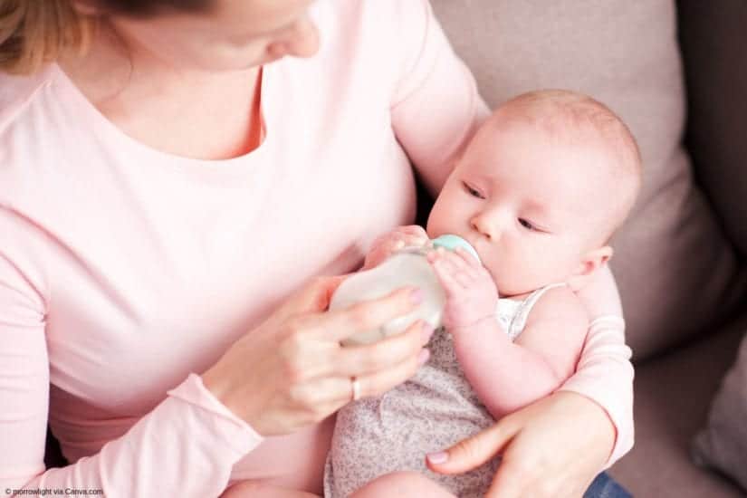 Baby und Wasser: Warum Babys kein Wasser trinken sollen