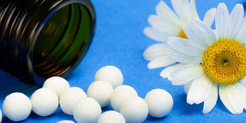 Homöopathie bei Kinderwunsch: Mittel, Anwendung & Tipps