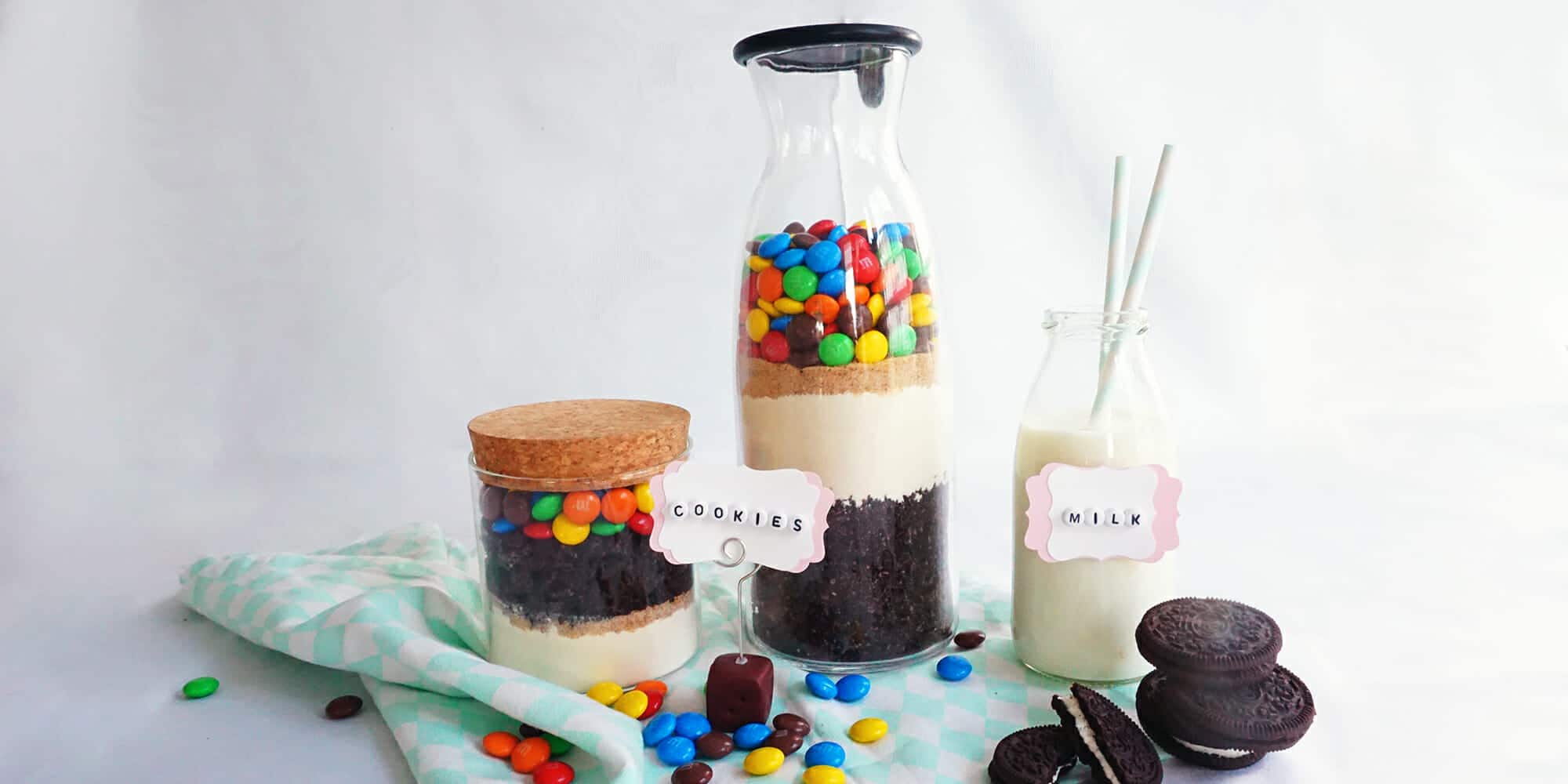 Backmischung im Glas Cookies Smarties