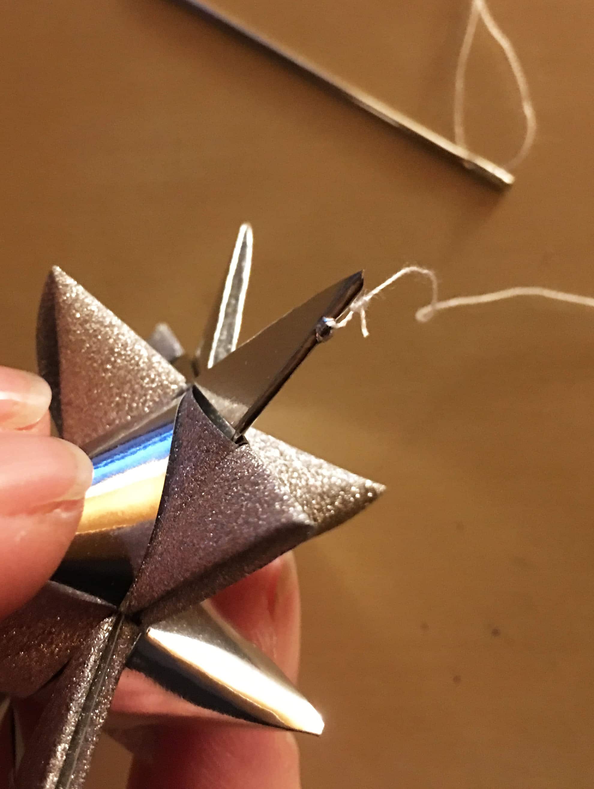 papier-sternen-vorhang